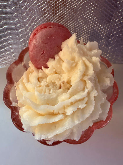 Trifle Kisses Scented Candle