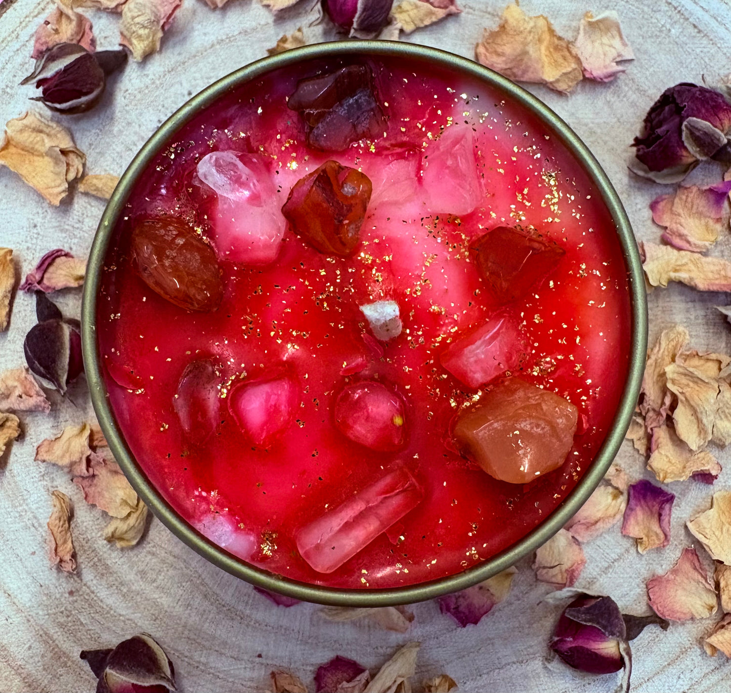 Energy Infuser Crystal Candle – Carnelian & Clear Quartz | Hand-Poured Soy Wax Candle