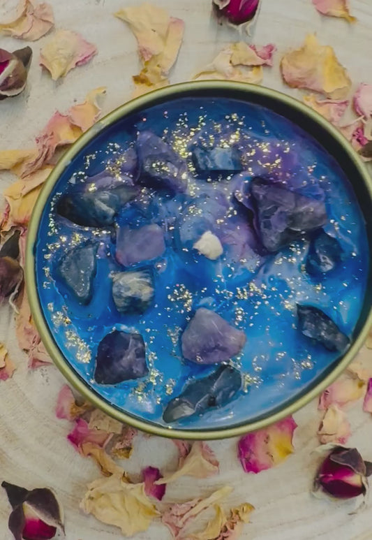 Intuition Crystal Candle – Lapis Lazuli & Amethyst | Hand-Poured Soy Wax